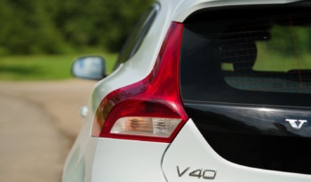Volvo V40 full