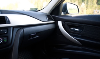 BMW 320 full