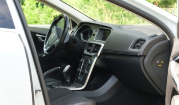 Volvo V40 full