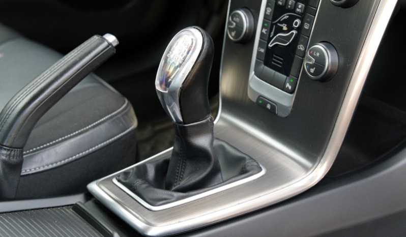 Volvo V40 full