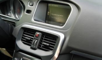 Volvo V40 full