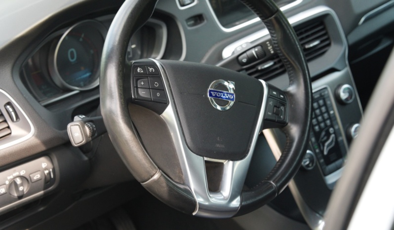 Volvo V40 full
