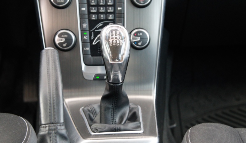 Volvo V40 full