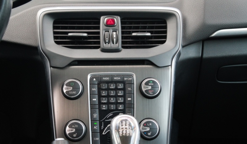 Volvo V40 full