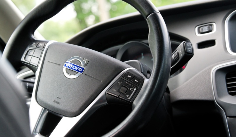 Volvo V40 full