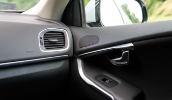 Volvo V40 full