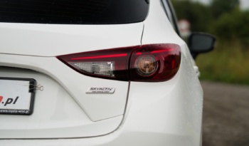 Mazda 3 full