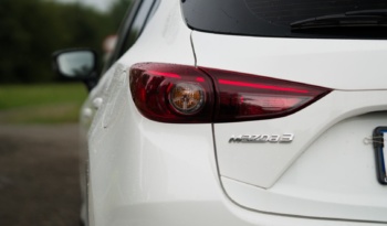 Mazda 3 full