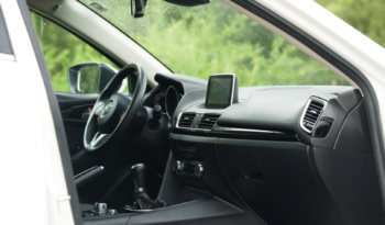 Mazda 3 full