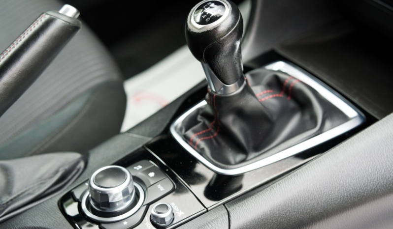 Mazda 3 full