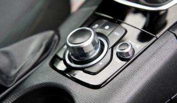 Mazda 3 full