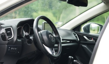 Mazda 3 full