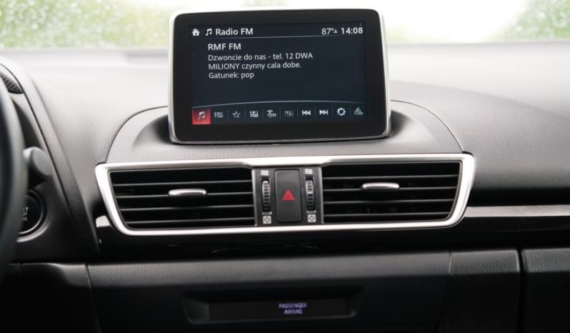 Mazda 3 full