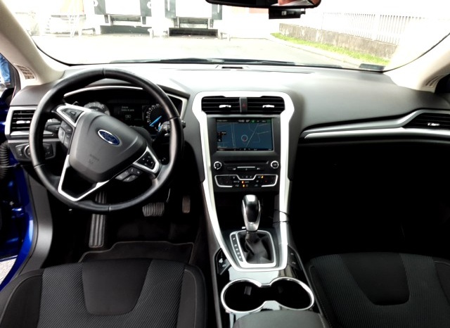 Ford Mondeo full