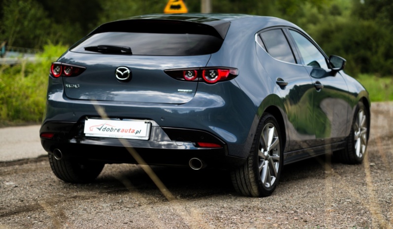 Mazda 3 full