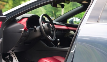 Mazda 3 full
