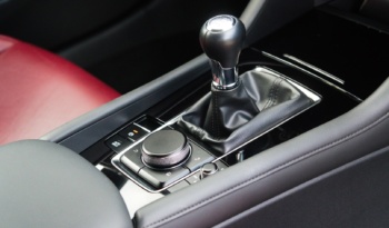 Mazda 3 full