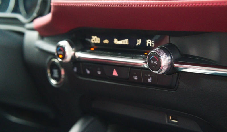 Mazda 3 full
