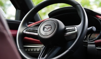 Mazda 3 full
