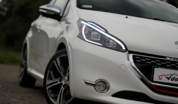 Peugeot 208 GTi full