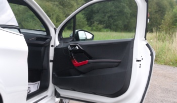 Peugeot 208 GTi full