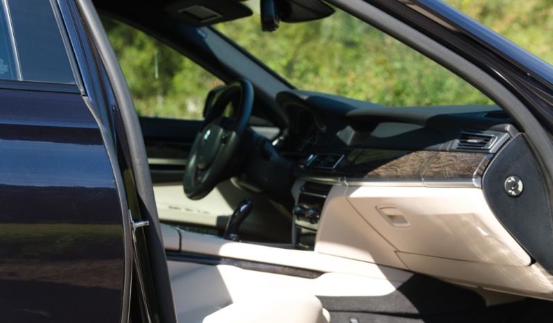 BMW 740d xDrive full