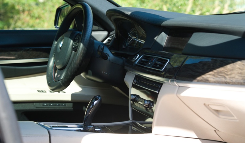 BMW 740d xDrive full