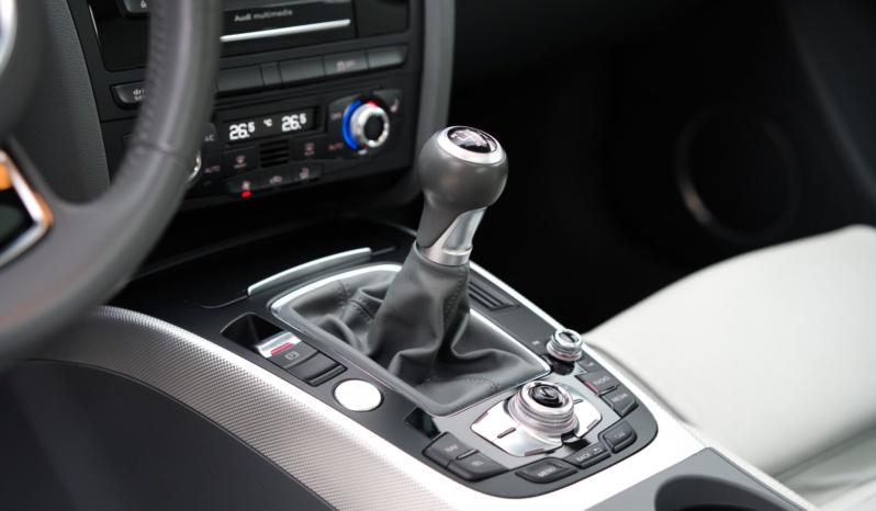 Audi A5 Coupe quattro full