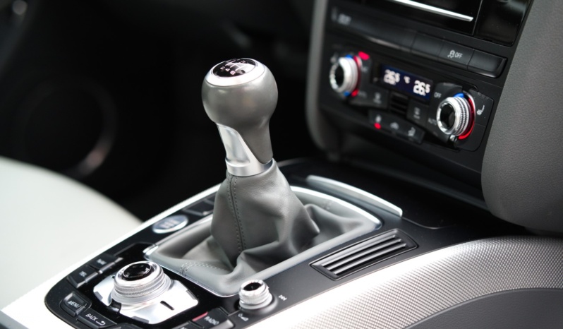 Audi A5 Coupe quattro full