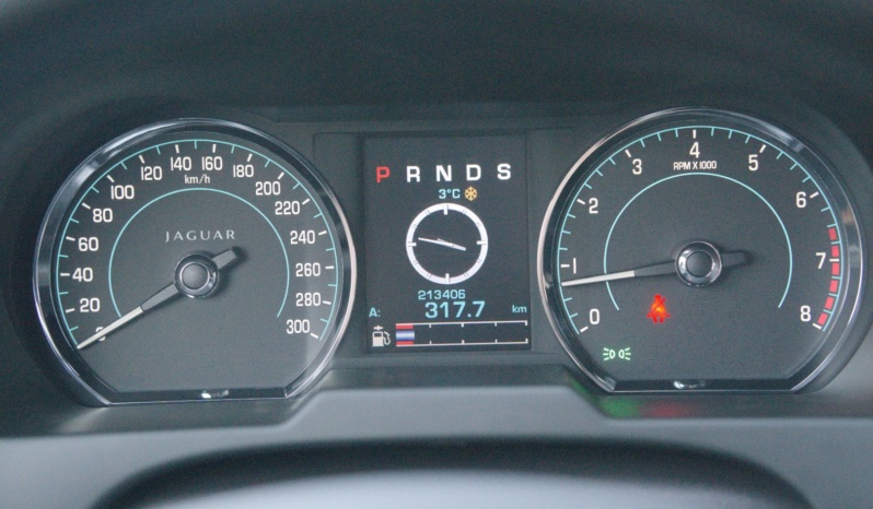 Jaguar XF 4×4 full