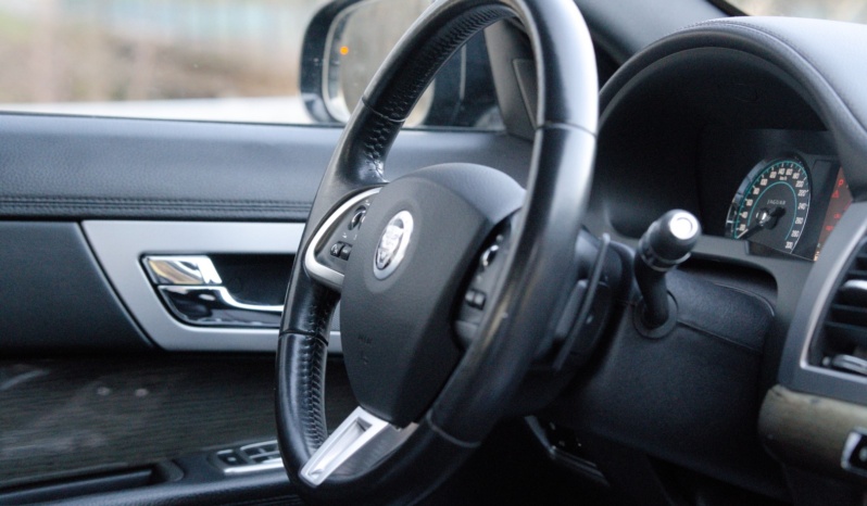 Jaguar XF 4×4 full