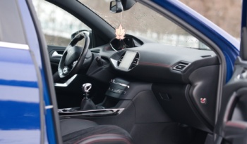 Peugeot 308 GT full