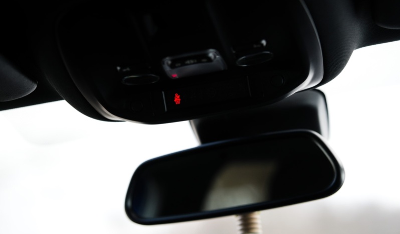 Peugeot 308 GTi full