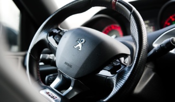 Peugeot 308 GTi full