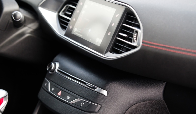 Peugeot 308 GTi full