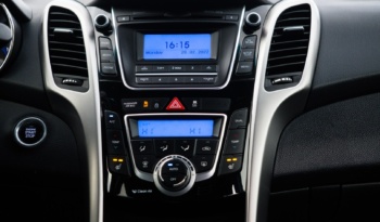 Hyundai i30 full