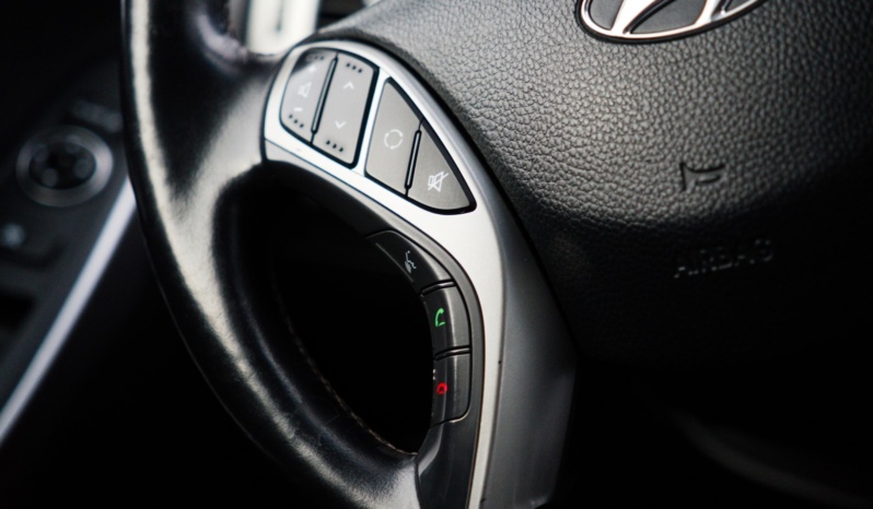 Hyundai i30 full