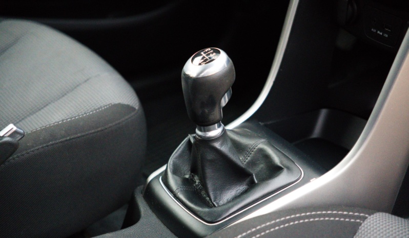 Hyundai i30 full