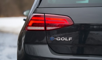 Volkswagen Golf full