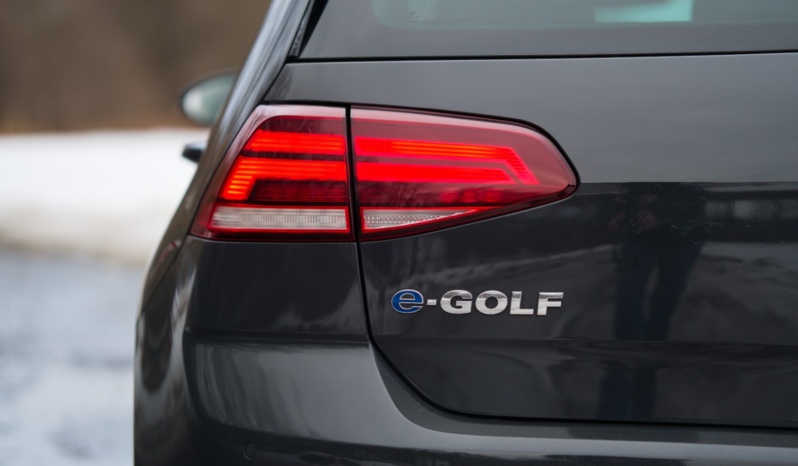 Volkswagen Golf full