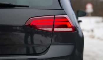 Volkswagen Golf full