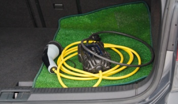 Volkswagen Golf full