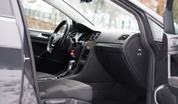 Volkswagen Golf full
