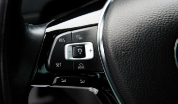Volkswagen Golf full