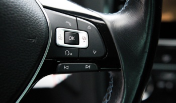 Volkswagen Golf full