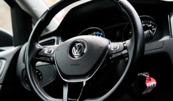 Volkswagen Golf full