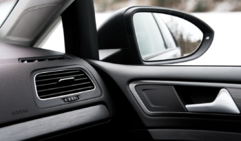 Volkswagen Golf full