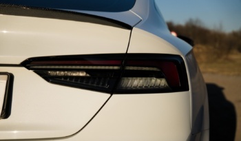 Audi S5 full