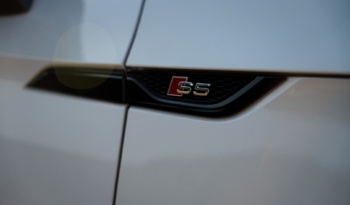 Audi S5 full