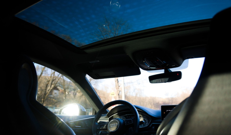 Audi S5 full